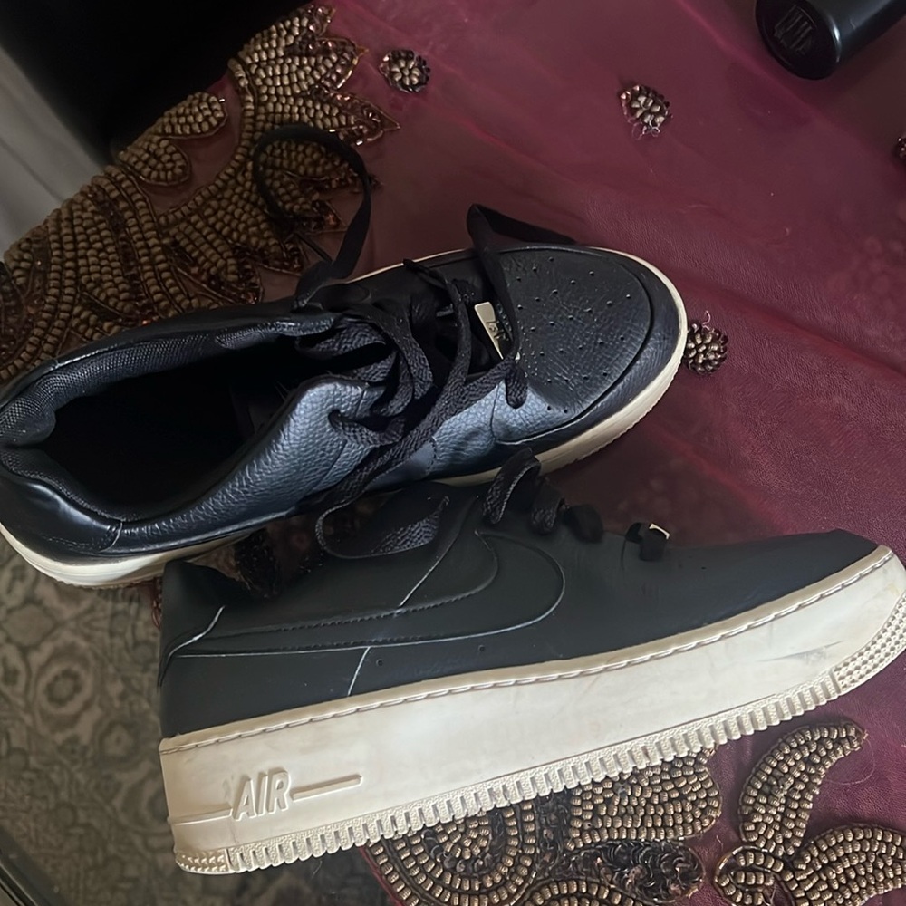 Black Nike Air Force 1 sage shoes